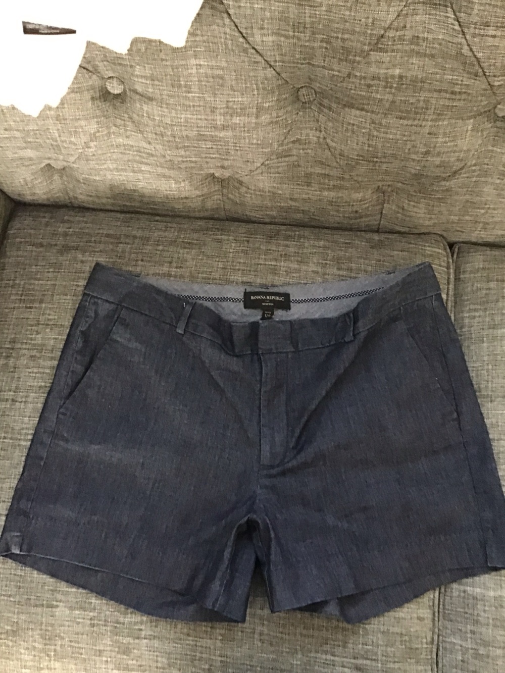 Banana Republic Hampton Dark Denim Shorts 12P